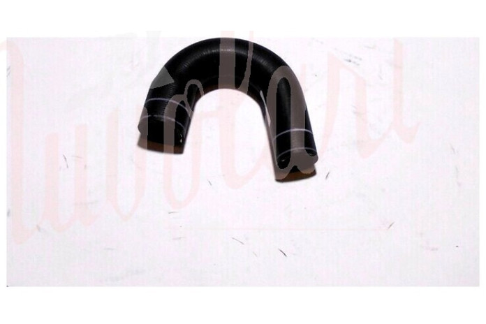 MANICOTTO COLLEGAMENTO DALLA POMPA ACQUA AL TERMOSTATO