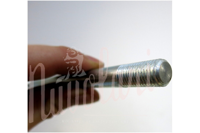 PRIGIONIERO MONOBLOCCO/TESTA CILINDRI D.11X226