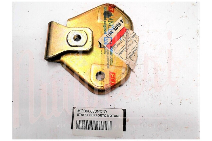 STAFFA SUPPORTO MOTORE