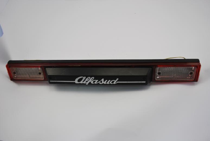 FANALE POSTERIORE CENTRALE PER ALFA ROMEO ALFA SUD SPRINT 1300 