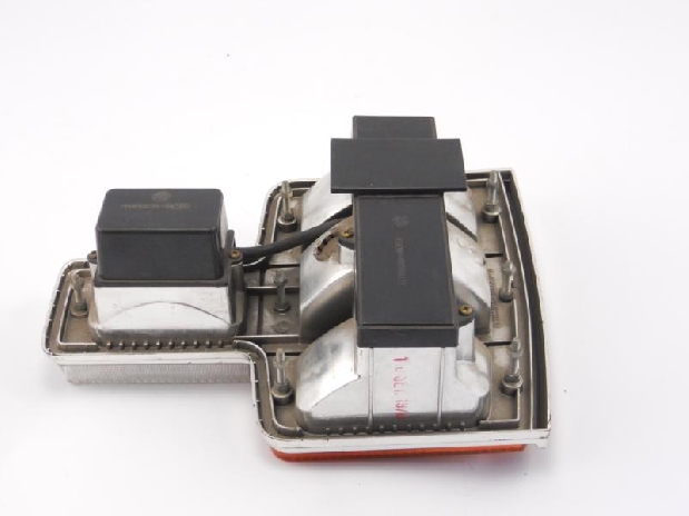 FANALE POSTERIORE ALTISSIMO PER FIAT 131 MIRAFIORI 1300 -1