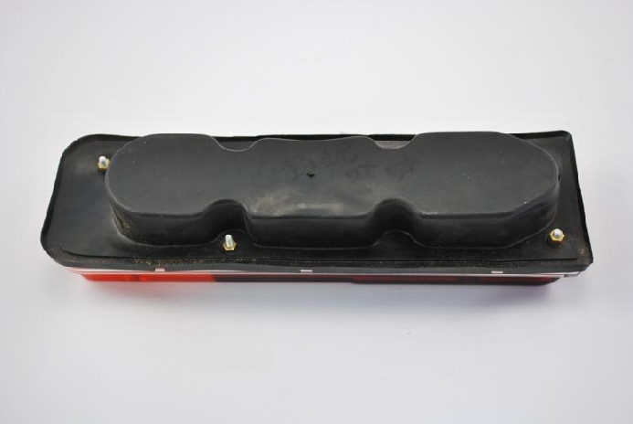FANALE POSTERIORE DX ALTISSIMO C/BORDO CROMATO PER ALFA ROMEO GIULIA TI SUPER 1600 -3