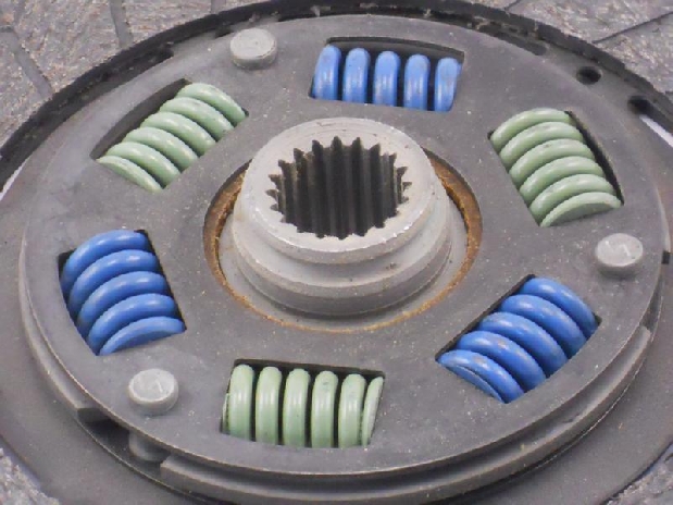DISCO FRIZIONE D/200 20CAVE MULTIRIGHE PER FIAT 1300 -0