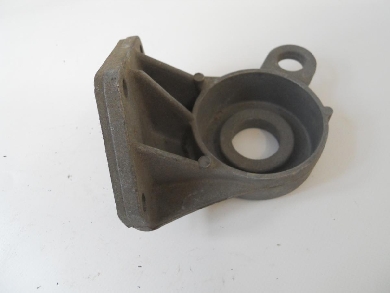 STAFFA SUPPORTO MOTORE