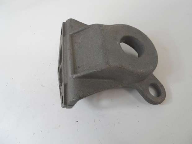 STAFFA SUPPORTO MOTORE-0