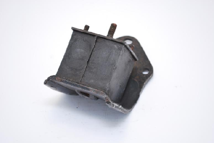 SUPPORTO MOTORE ENGINE MOUNT-1