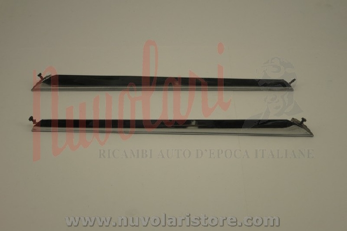 COPPIA BAFFI MASCHERINA  / PAIR OF MASK PROFILES ALFA ROMEO GIULIETTA 1300 I SERIE BERLINA-0