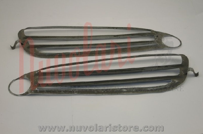COPPIA GRIGLIE FANALINO / PAIR OF GRIDS LIGHTS ALFA ROMEO GIULIETTA 1300 I SERIE BERLINA-0