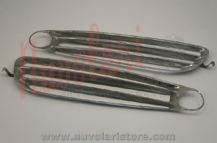 COPPIA GRIGLIE FANALINO / PAIR OF GRIDS LIGHTS ALFA ROMEO GIULIETTA TI 1300 I SERIE BERLINA-0