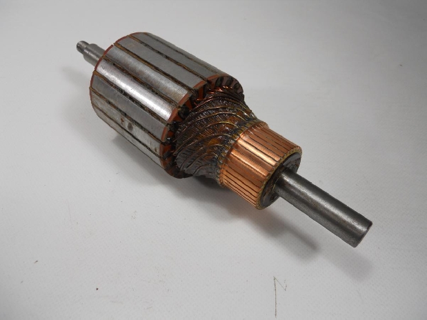 INDOTTO DINAMO DI35 PER FIAT 2300 -0