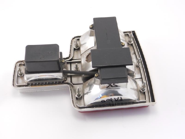 COPPIA FANALI POSTERIORI ALTISSIMO PER FIAT 131 MIRAFIORI 1300 -1