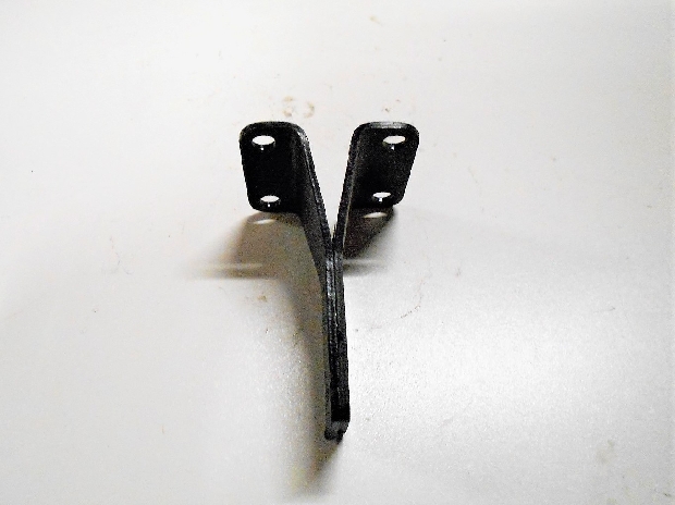 STAFFA CENTRALE OSCILLANTE MOTORE PER LANCIA FLAVIA 2000 LX 820 -2