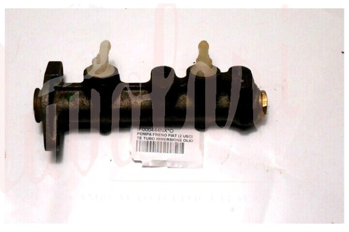 POMPA FRENO (2 USCITE TUBO IMMERSIONE LATERALE PIATTO OLIO D/8)